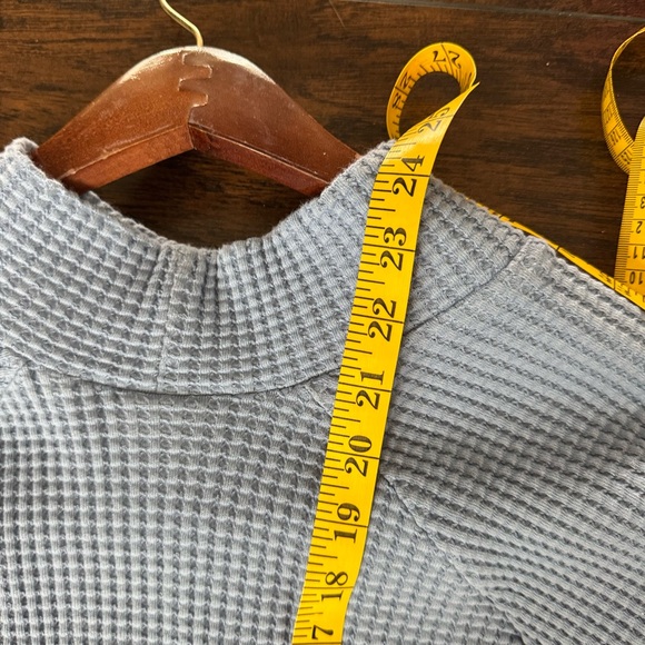 The North Face Women’s Chabot Mock Neck Sweater sky blue Color Size L Waffle - Picture 9 of 10